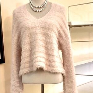 💞UO,Pink Bandit Sweater,Statement Sleeves,Rare Pink Color,Excellent Con.,Size S